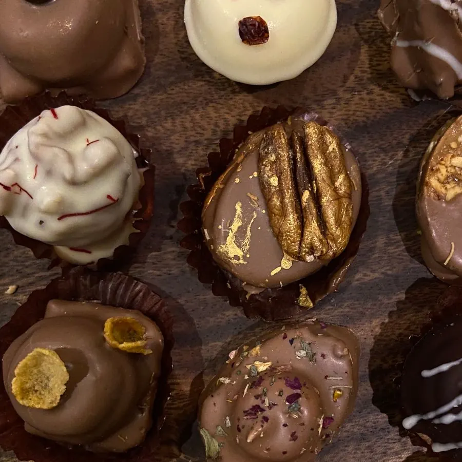 Bombones de chocolate negro