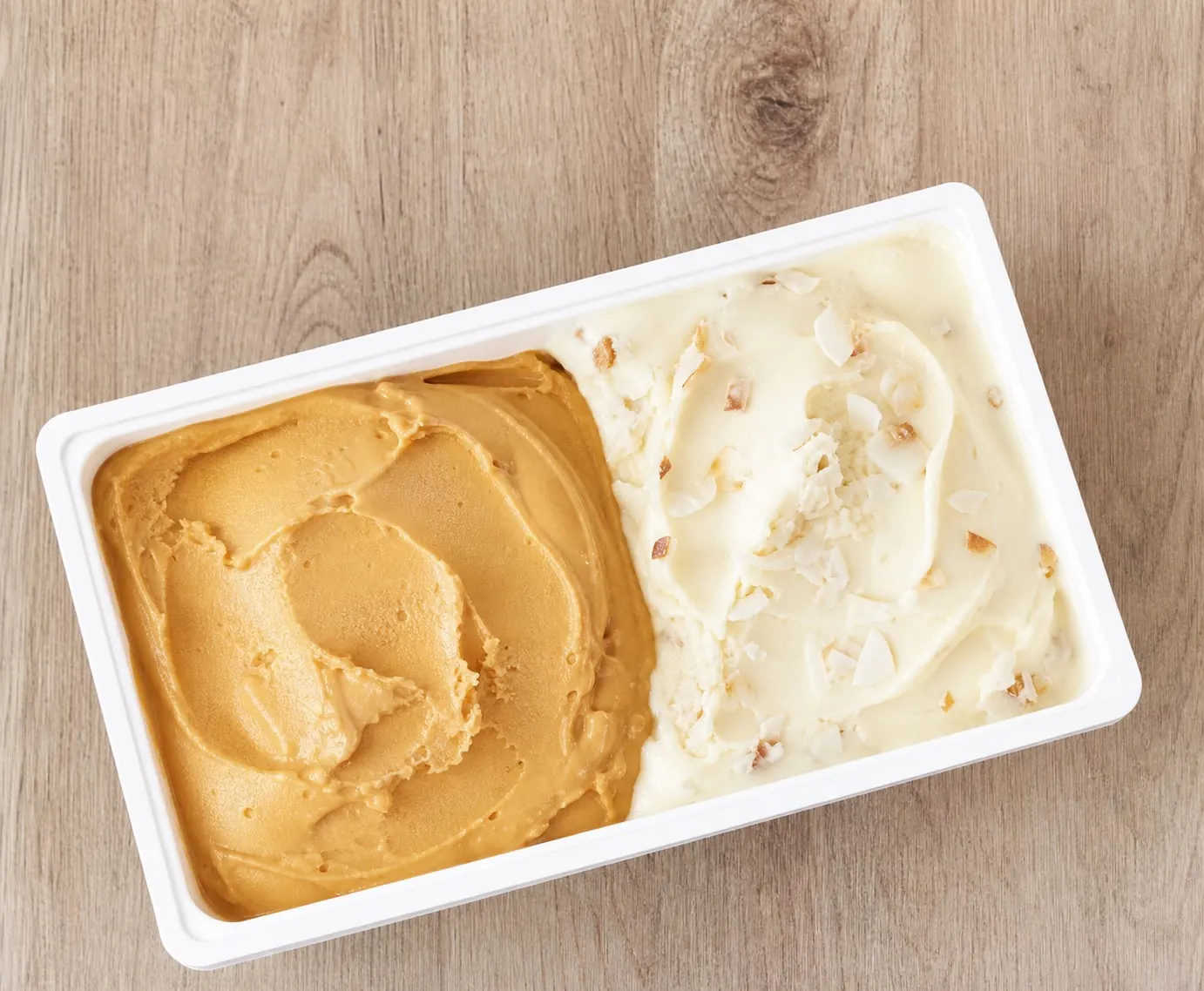 Tarrina de helado de medio litro, estilo heladería artesanal